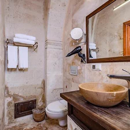 Emars Cave Cappadocia 어굽