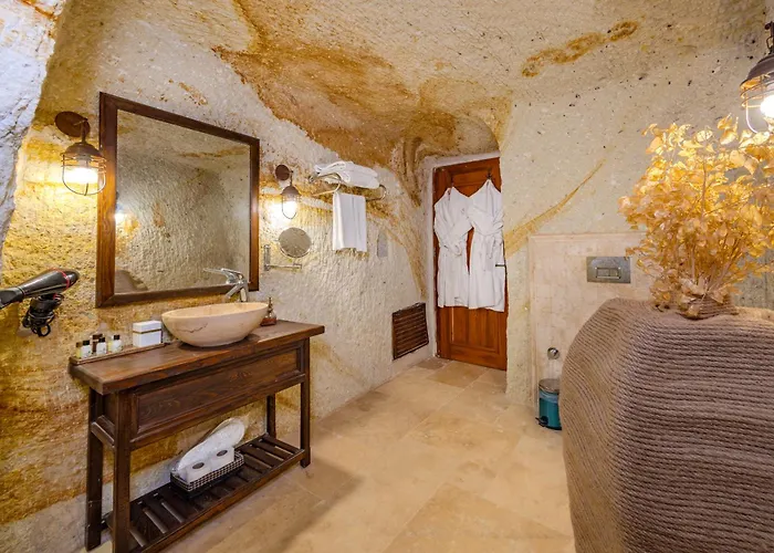 Emars Cave Cappadocia * Urgup